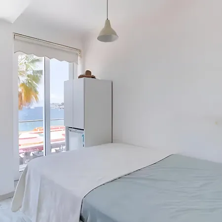 Motel Seafront